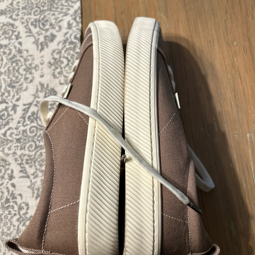Cariuma OCA low Burnt Sand canvas Sneakers 8.5 - Picture 8 of 10